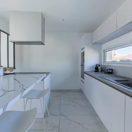 Vila Saint Helene *